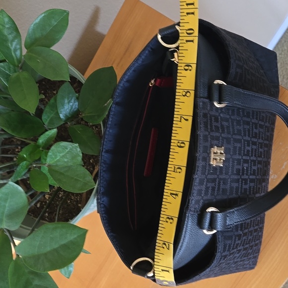 Tommy Hilfiger Evelyn II Tote-square Monogram Jacquard - Picture 10 of 11